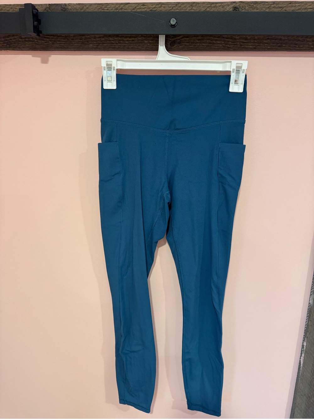 High-Rise Teal Leggings with Side Pockets